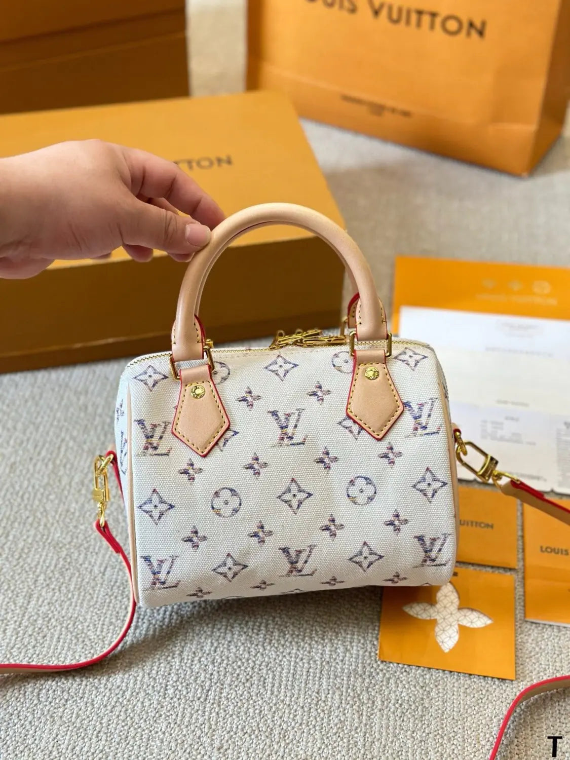 ルイ・ヴィトン M24709 スピーディ・バンドリエール20