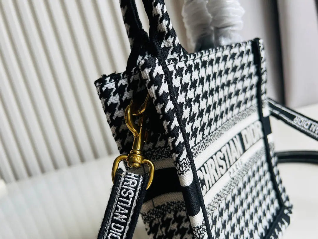 クリスチャン・ディオール ミニブックトート フォンバッグ