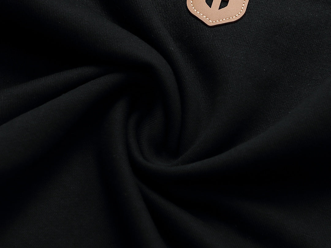 【PRADA公式旗艦店】ご好評に付き再入荷！！