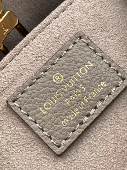 ルイ・ヴィトン M47054 オンザゴー BB