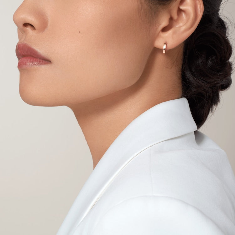 ラブシングルイヤリング