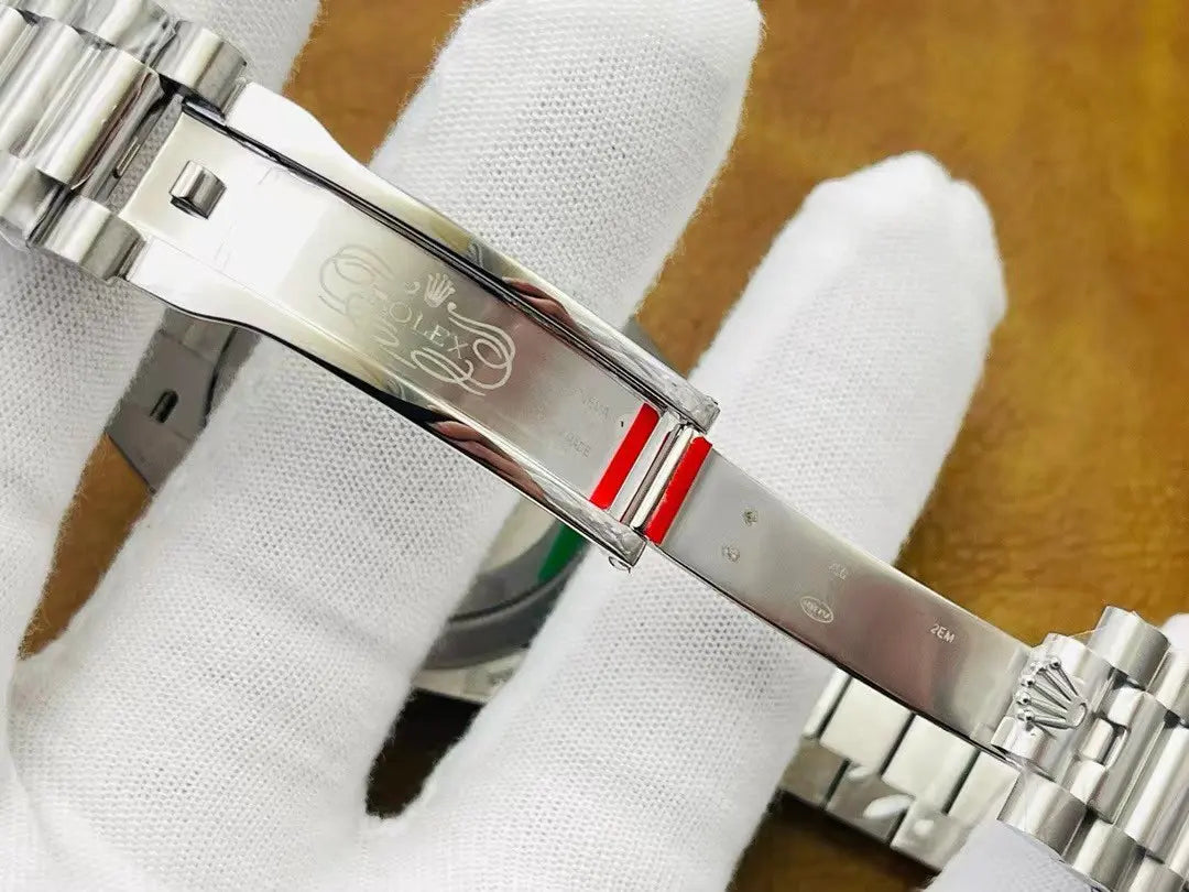 ロレックス デイデイト 40 プラチナ 228236-0012