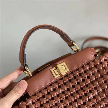 ピーカブー フェンディ レプリカバッグ