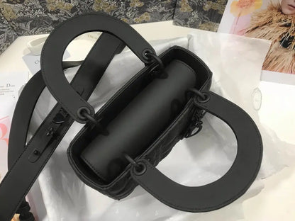 レディディオール