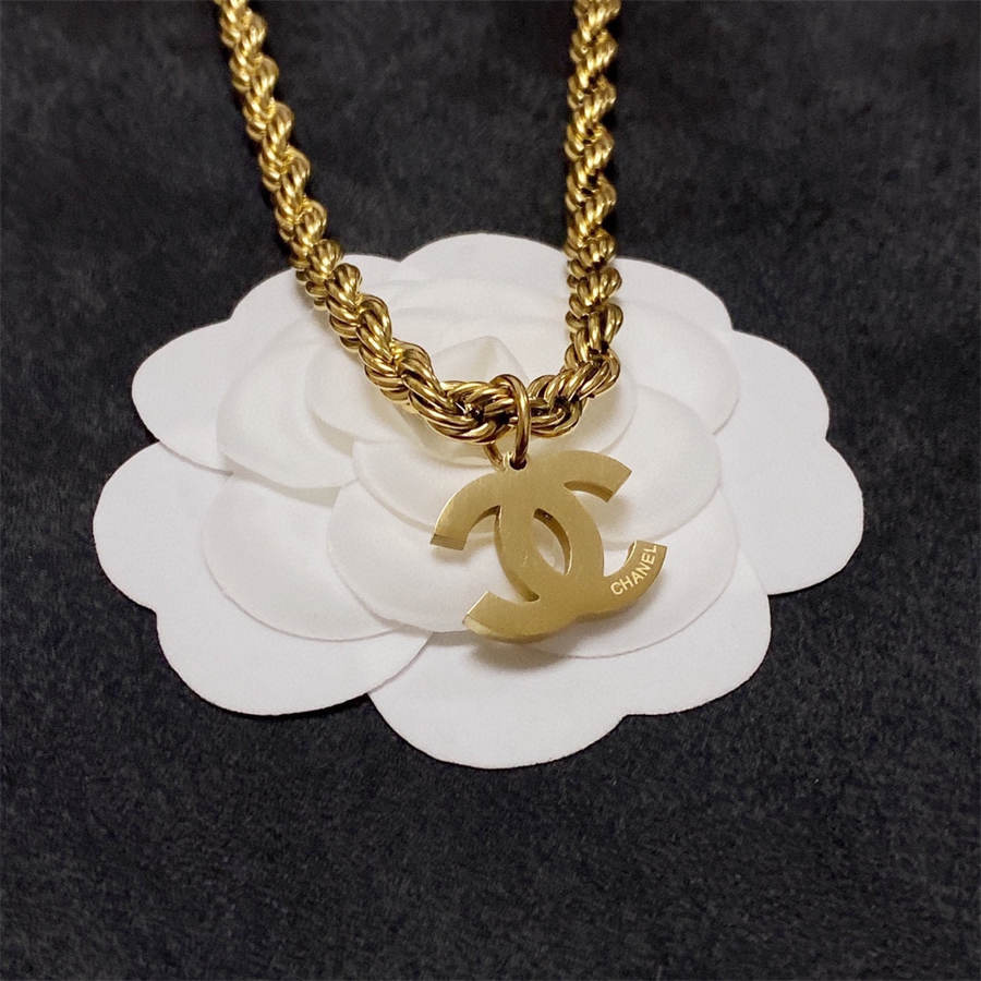 シャネル ダブルC 太チェーンネックレス