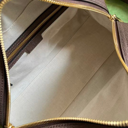 GUCCI メッセンジャーバッグ