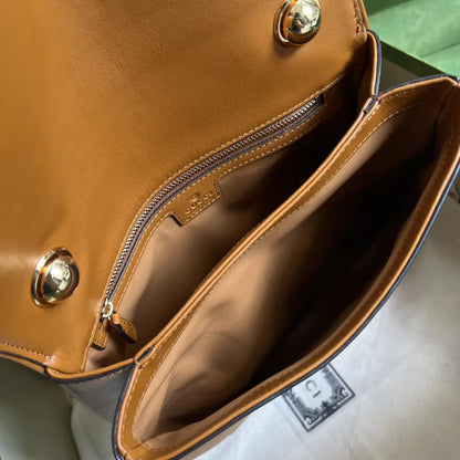 グッチ ブロンディ ミディアムバッグ