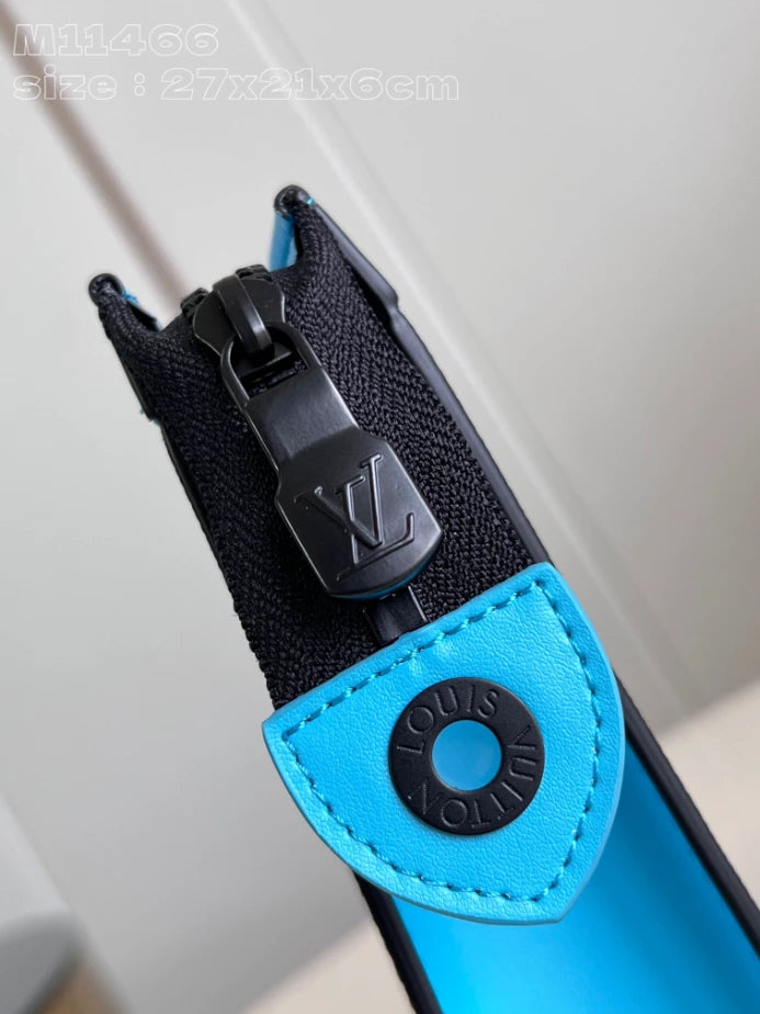 トラベルポーチ MM ターコイズ モノグラム エクリプス リバース M11466 – LW393