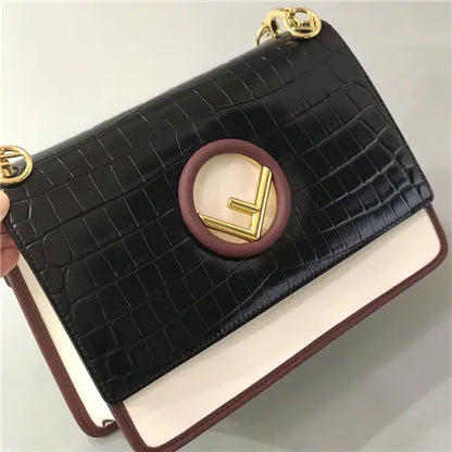 フェンディ カン・イ・FF ショルダーバッグ