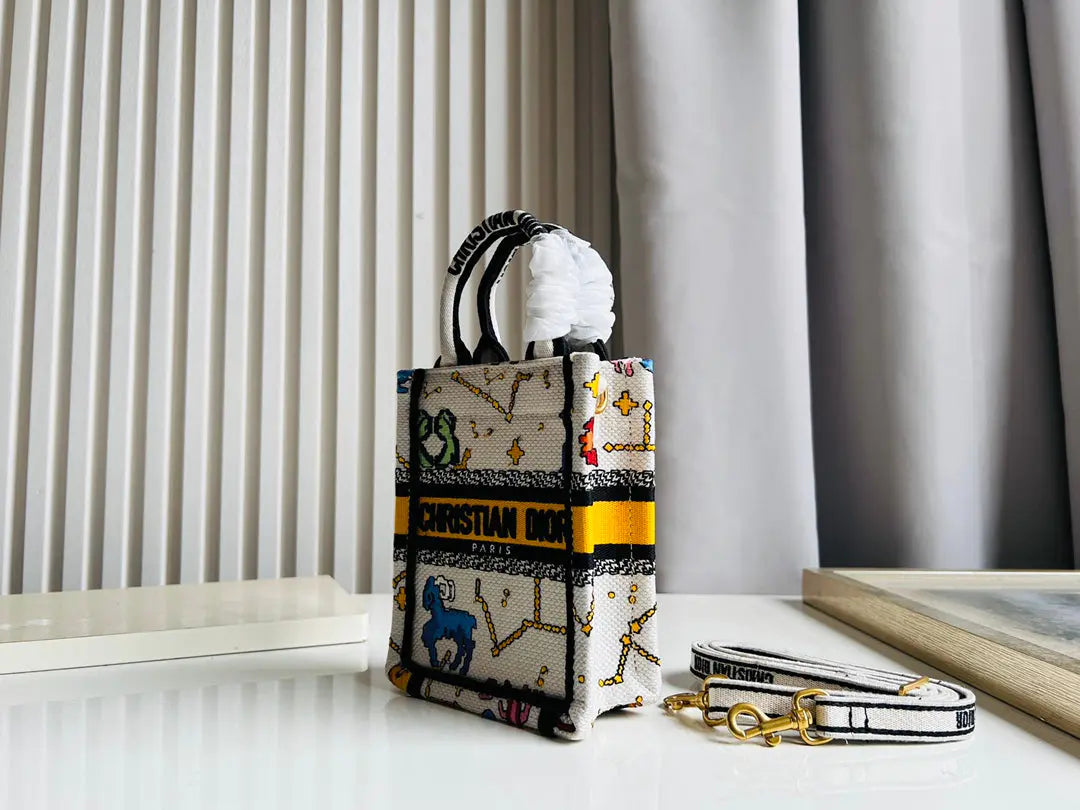クリスチャン・ディオール ミニブックトート フォンバッグ