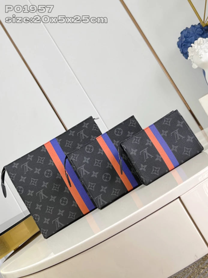 トリオ トイレポーチ モン モノグラム P01957 – LW383