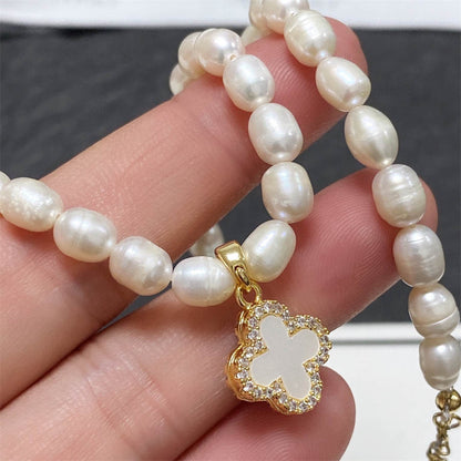 シャネル パール 四つ葉のクローバー ブラック＆ホワイト ダブルウェア ネックレス