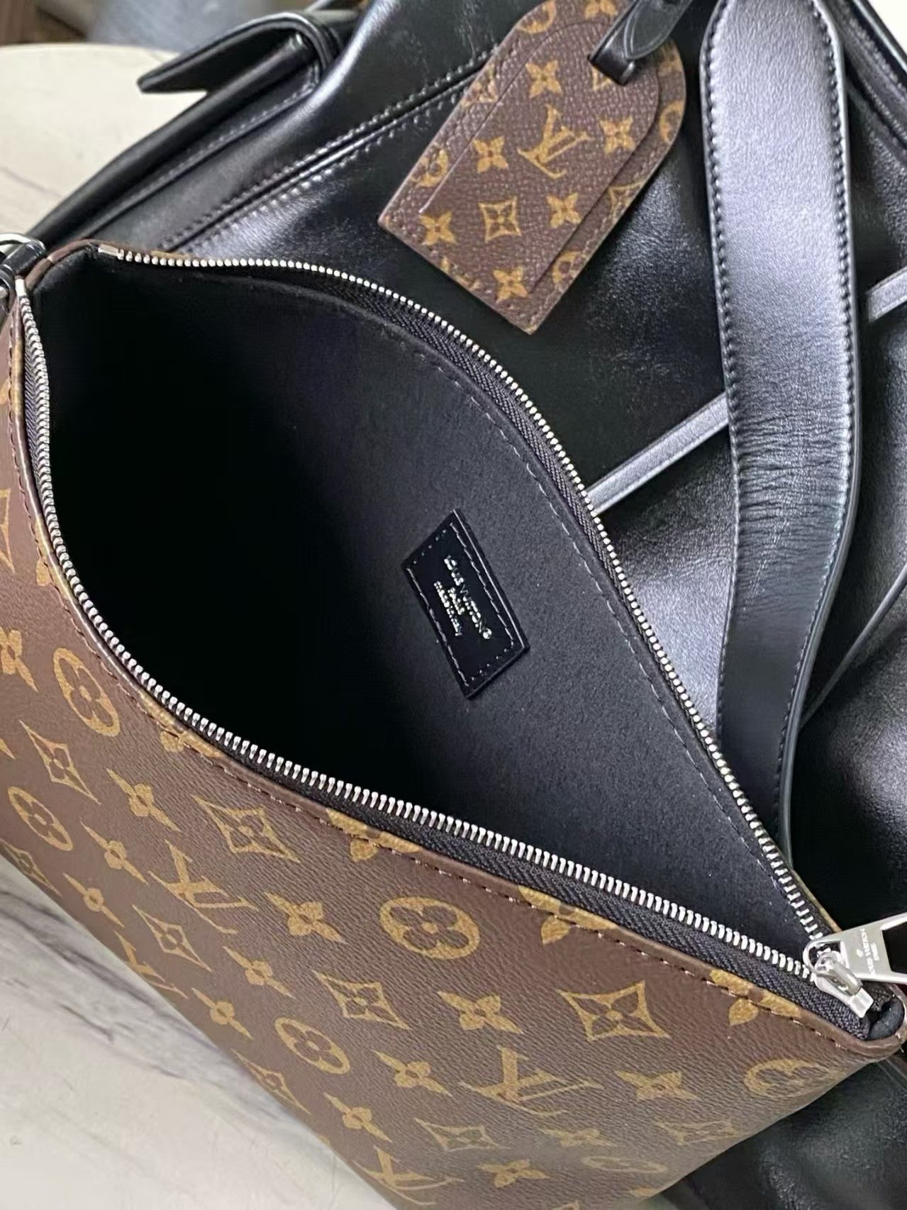 【話題の新作】Louis Vuitton キャリーオール カーゴPM モノグラム ハンドバッグ M24143ルイ・ヴィトン サックプラ ビジネスバッグ