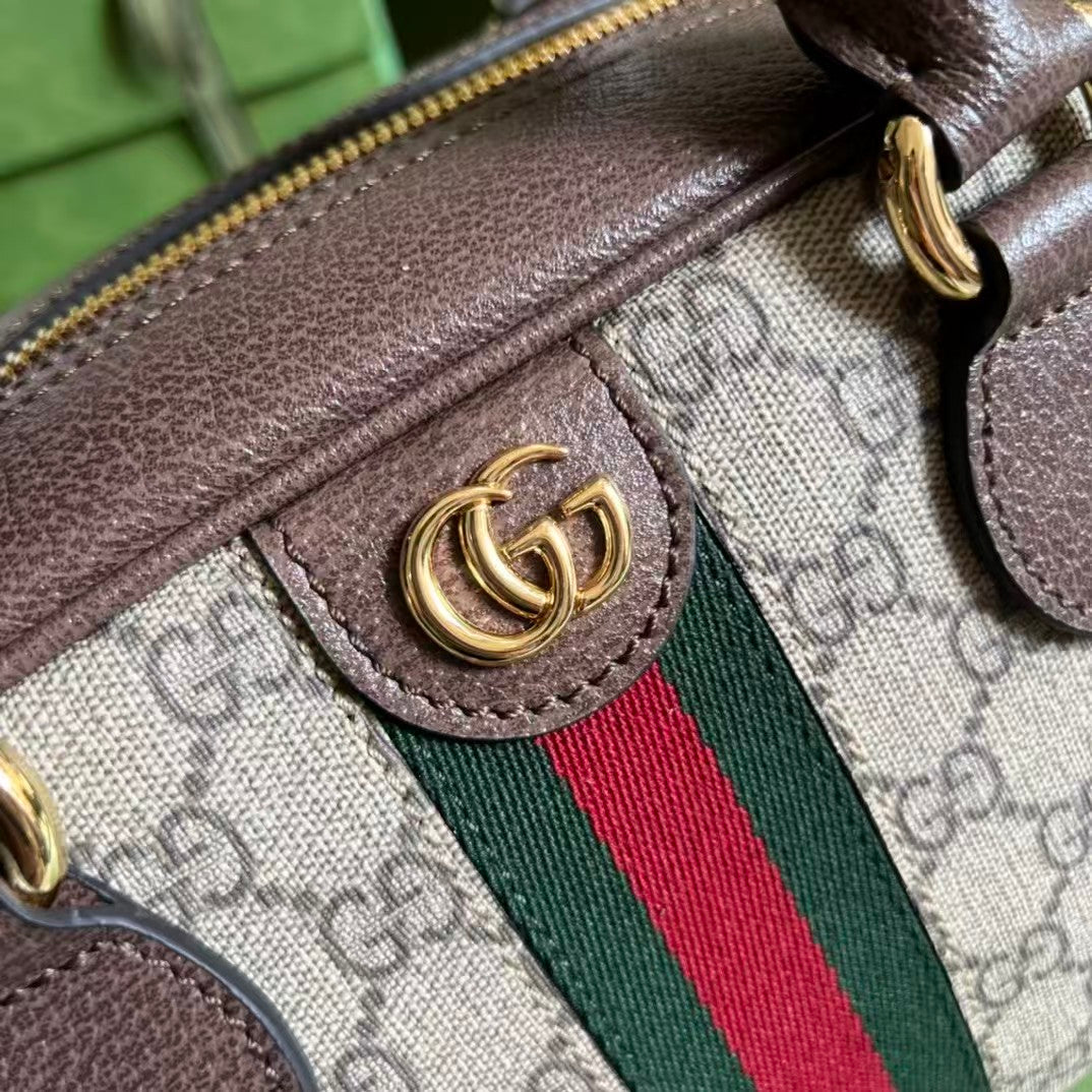 GUCCI メッセンジャーバッグ