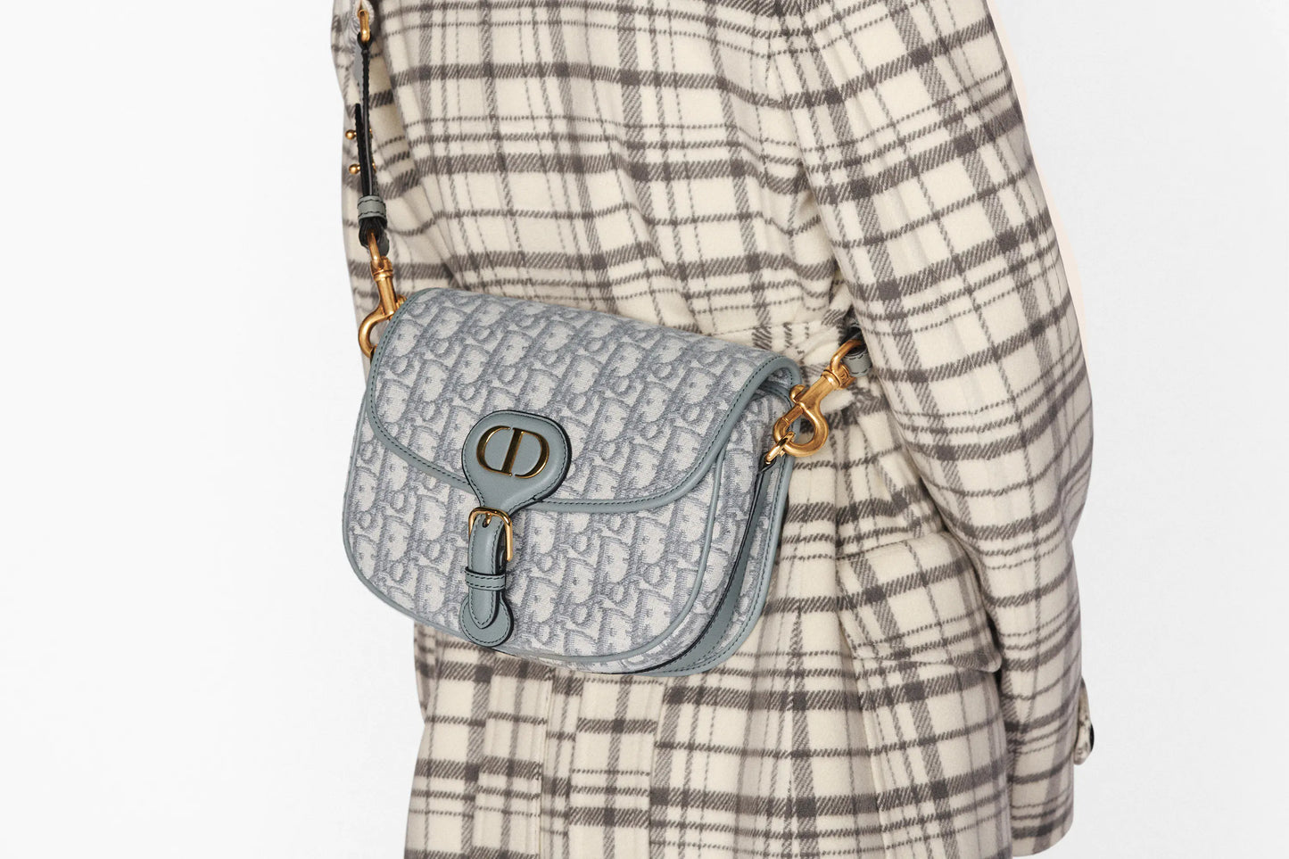 ミディアム ディオール ボビーバッグ