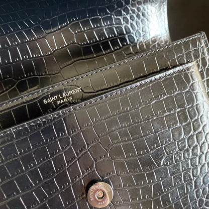 マンハッタン ミディアム ショッピングバッグ（箱入り）サンローラン レザー