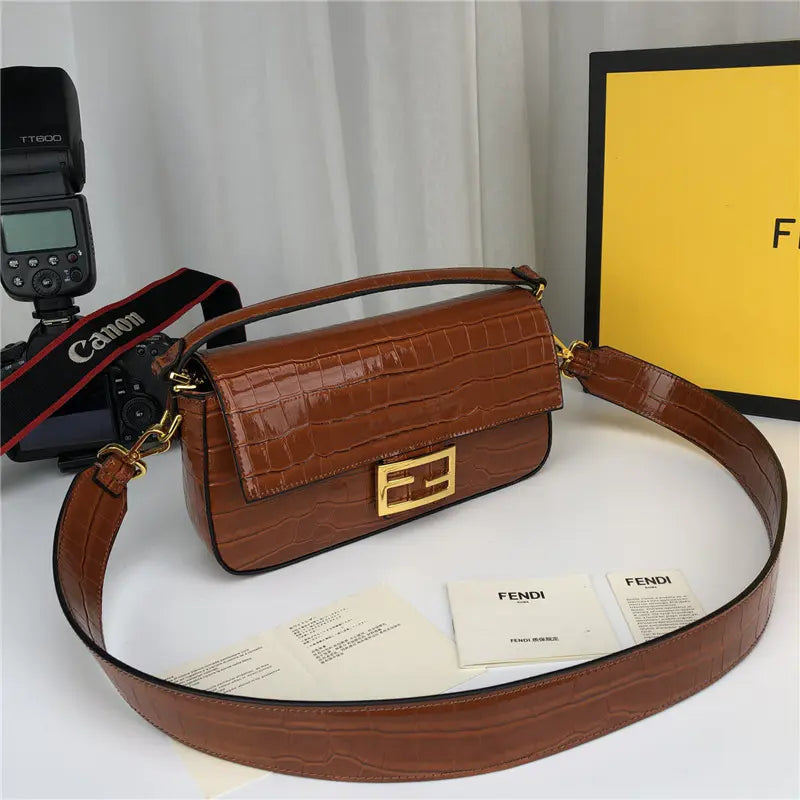 フェンディ クロコダイル バゲット