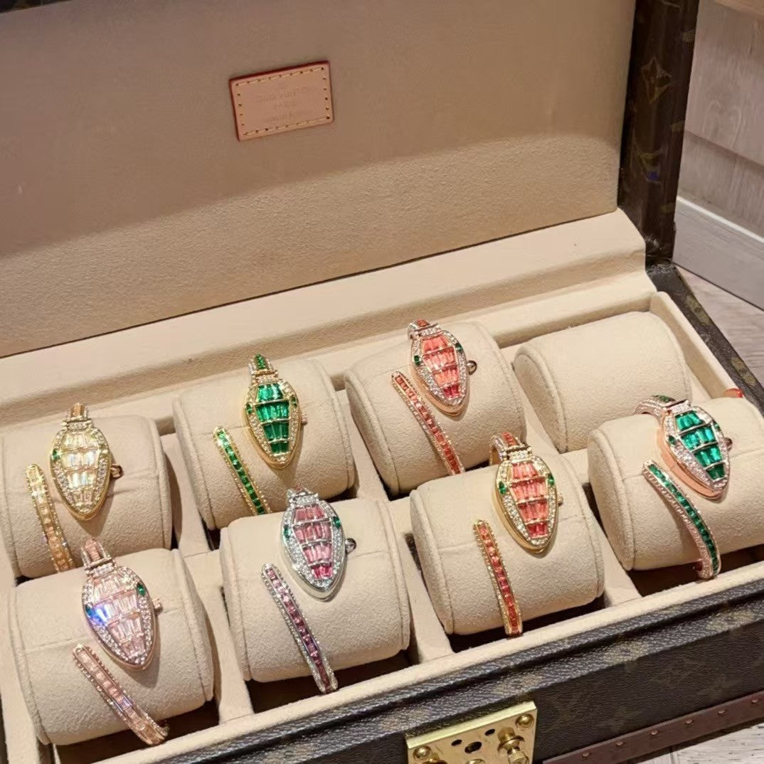 ブルガリ スネークブレスレット ダイヤモンド クラムシェルウォッチ