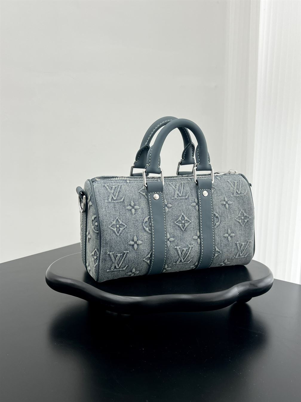 ルイ・ヴィトン キーポル・バンドリエール 25 – LVB051