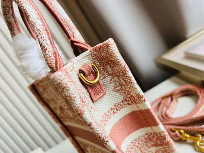 クリスチャン・ディオール ミニブックトート フォンバッグ