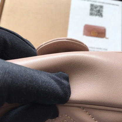 GGマーモント マトラッセ レザー スーパーミニバッグ