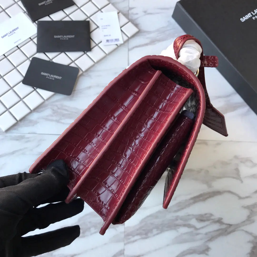 マンハッタン ミディアム ショッピングバッグ（箱入り）サンローラン レザー