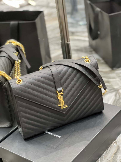 YSL 600166 エンベロープ ラージ キルティング グレイン・ド・プードル エンボスレザー ブラック V ガード