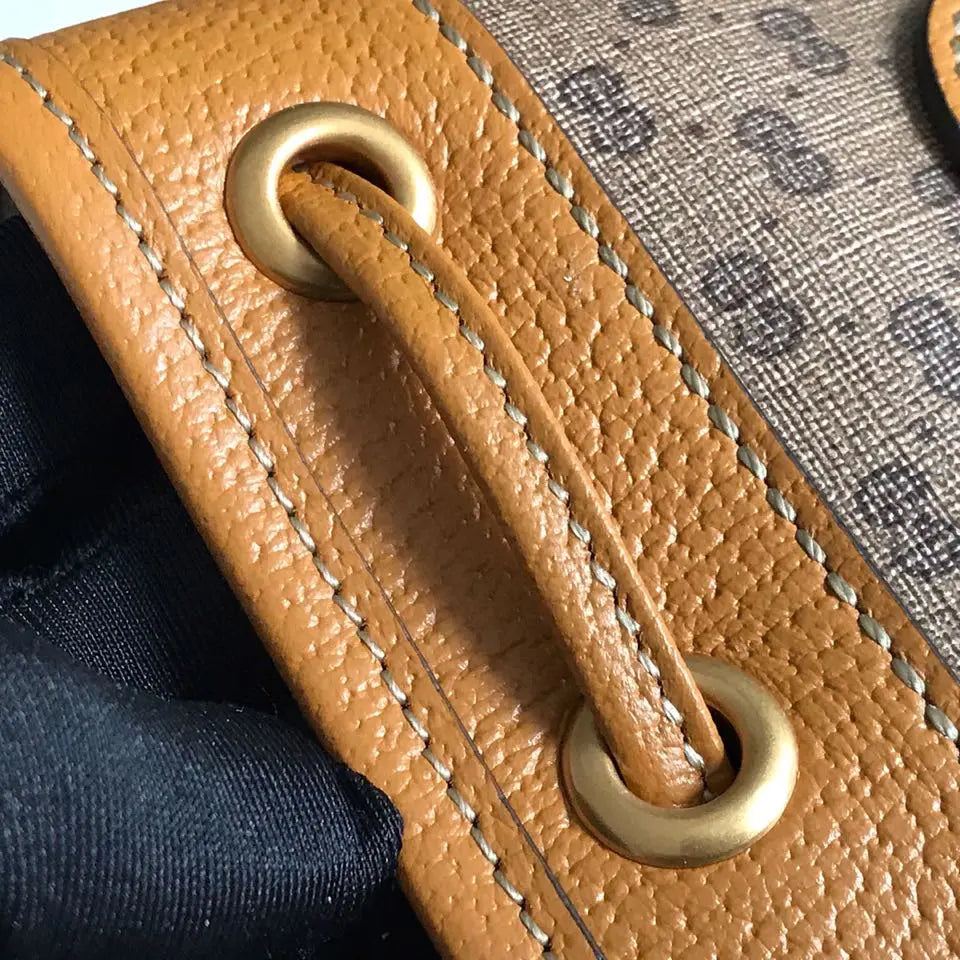 ディズニー グッチ バケット