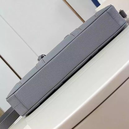 ポルト ドキュメント ヴォヤージュ PM グレー タイガレザー M11659 – LW323