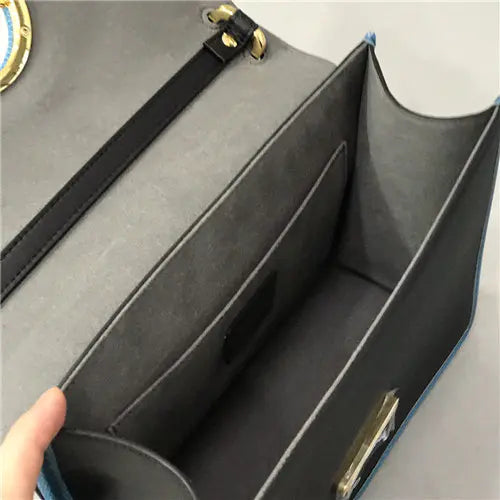 フェンディ カン・イ・FF ショルダーバッグ