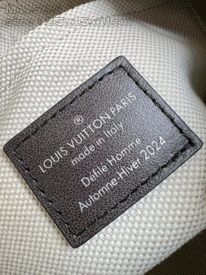 ルイ・ヴィトン キーポル・バンドリエール 25 その他モノグラムレザー – LW196