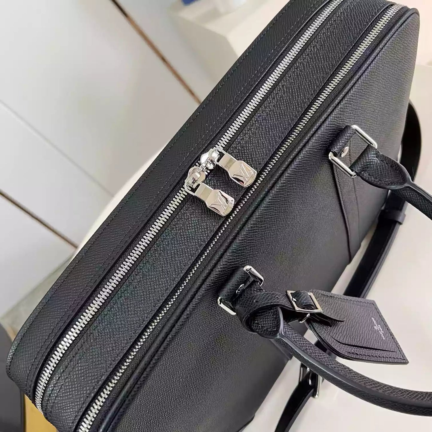 ポルテ ドキュメント ボヤージュ ブラック タイガ カウハイドレザー M30967 – LW322