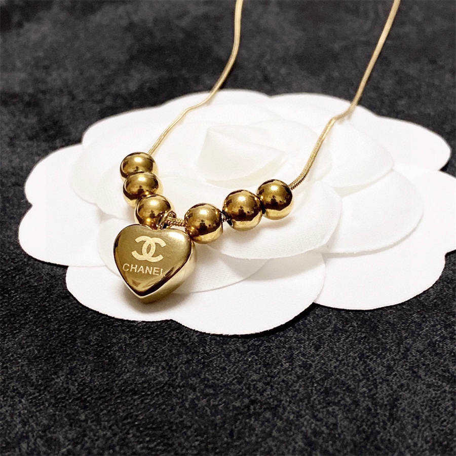 シャネル ダブルC ビーズネックレス