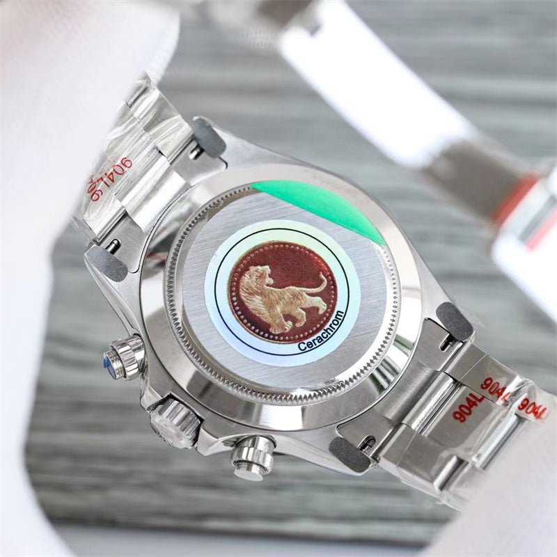 ロレックス コスモグラフ デイトナ ランダム アイスブルー 11Pダイヤモンド116506A