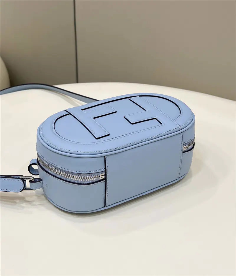 フェンディ ロゴ スエード カメラバッグ