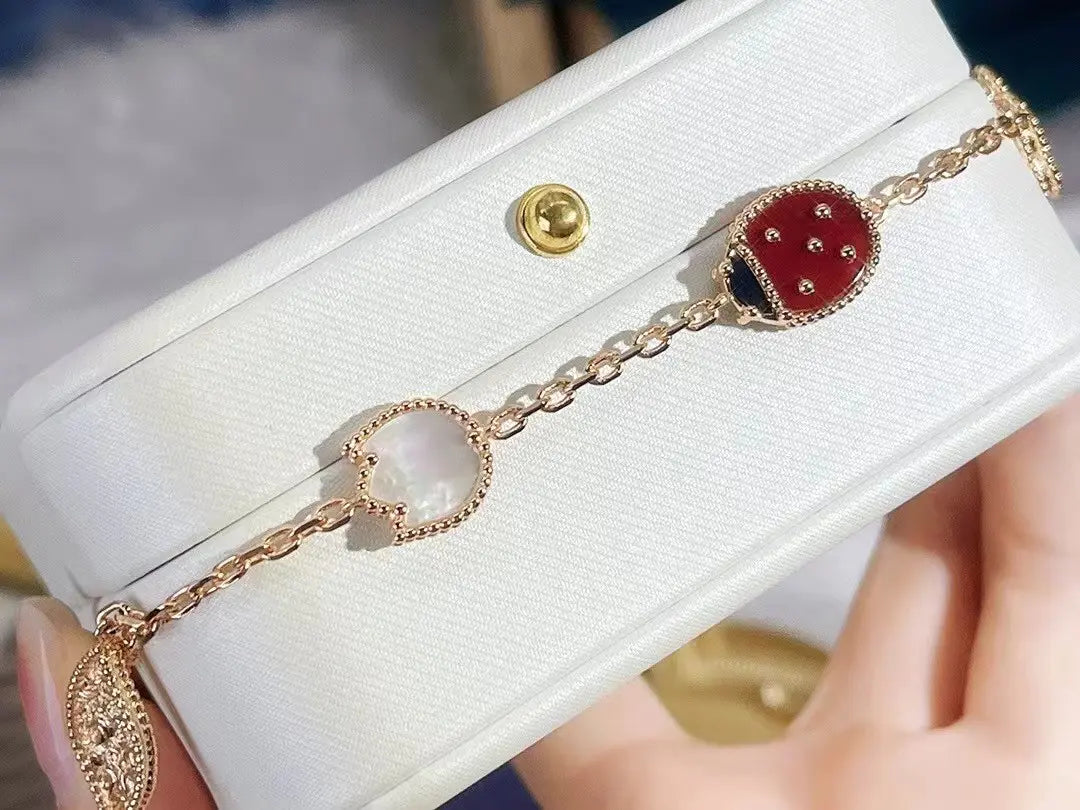 ヴァン クリーフ＆アーペル レディバグ ブレスレット