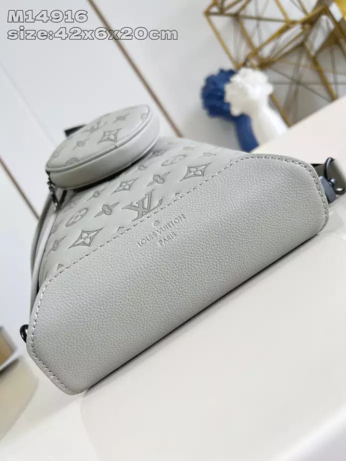 デュオ スリングバッグ サンド モノグラム シャドウ M14916 – LW274