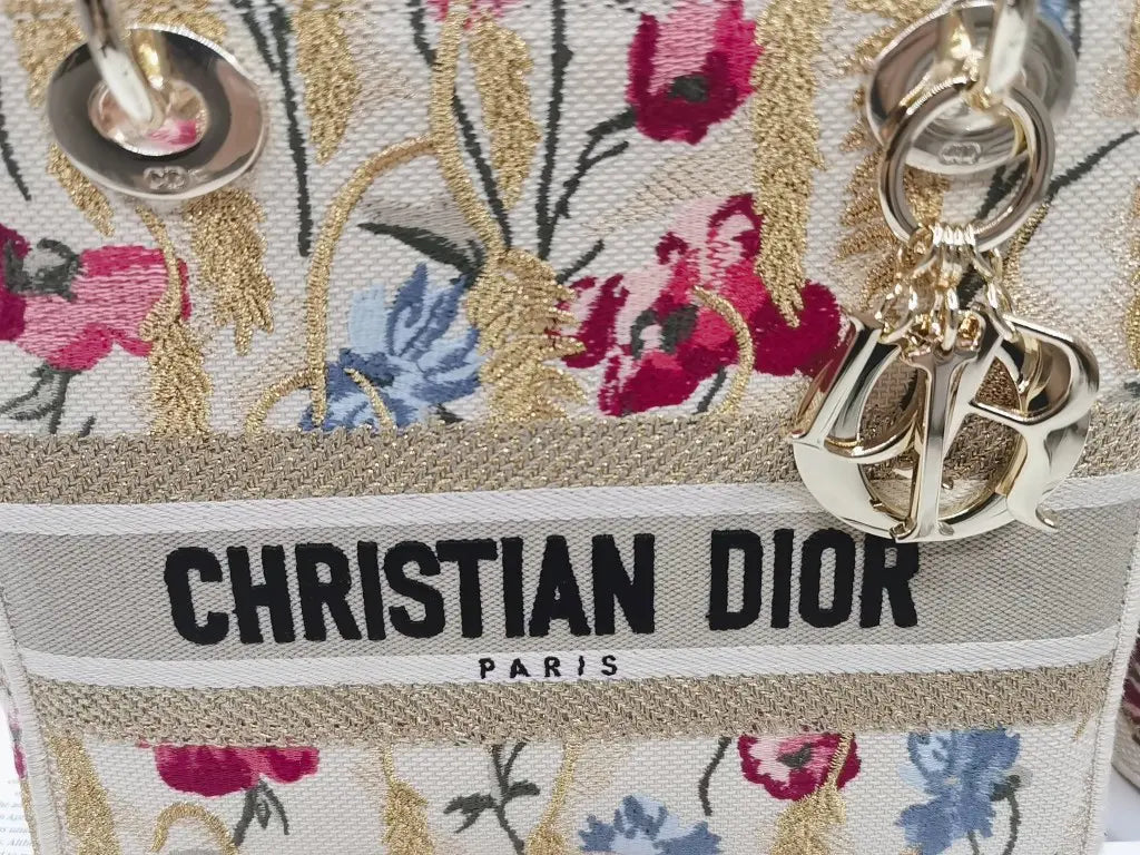 レディディオール