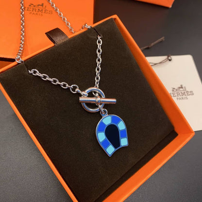 エルメスのネックレス販売中