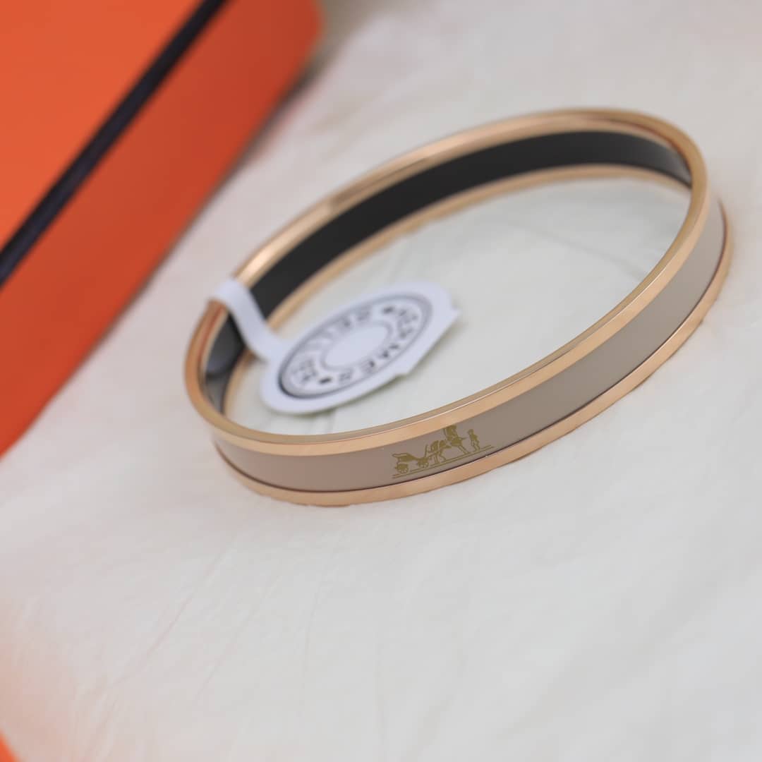 7つ星エルメスブレスレット