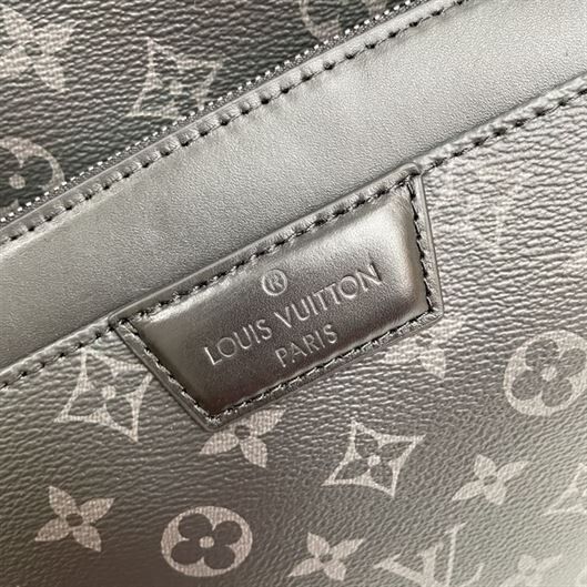 ルイ・ヴィトン ディスカバリー・バックパック PM モノグラム・エクリプス – LVB008