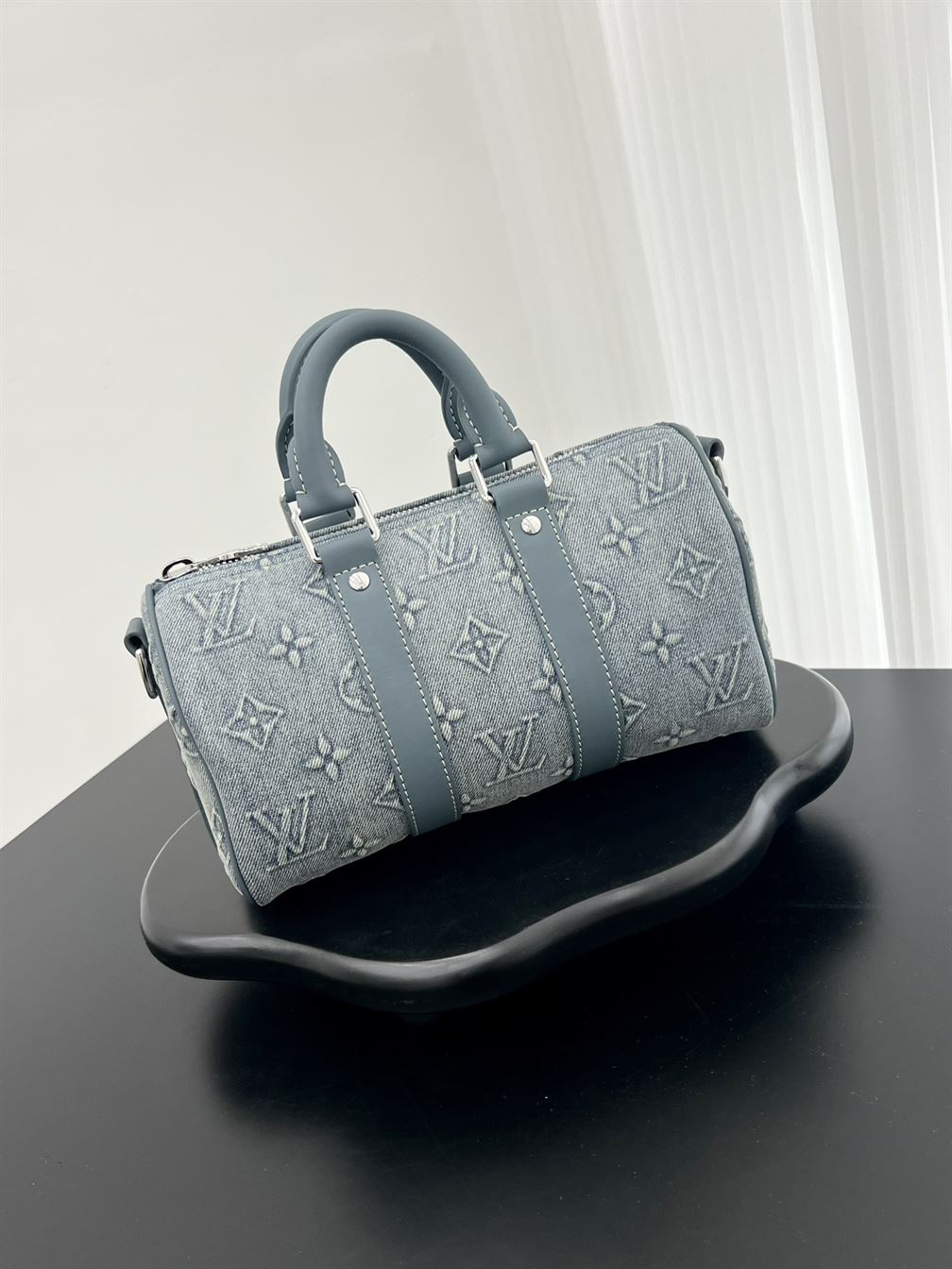 ルイ・ヴィトン キーポル・バンドリエール 25 – LVB051