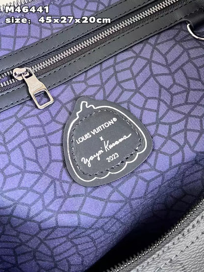 X 草間彌生 キーポール 45 M46441 – LW363