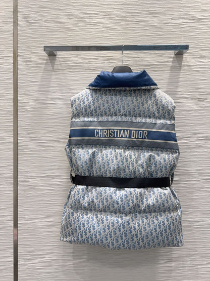 【DIOR公式 旗艦店】（ディオール ） ダウンベスト、ご好評に付き再入荷！