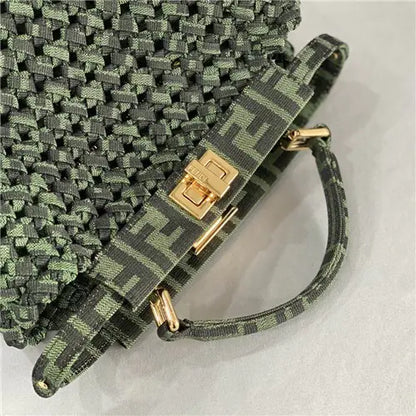 ピーカブー フェンディ レプリカバッグ