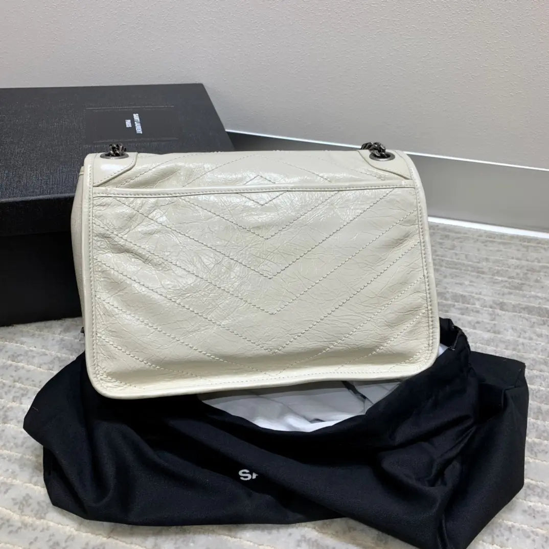 YSL ニキ ミニ フラップバッグ