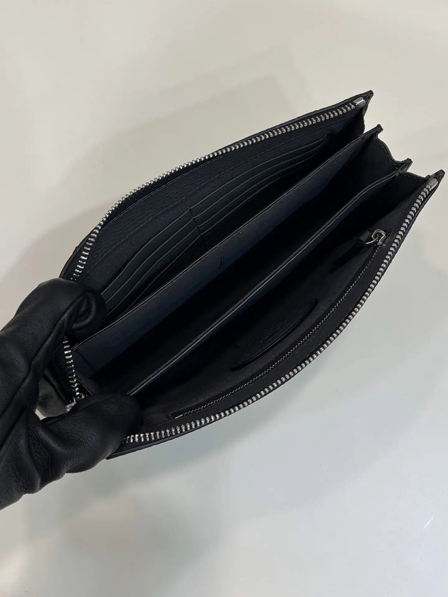 フェンディの財布