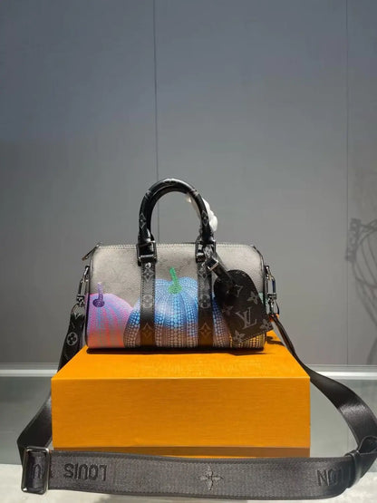 ルイ・ヴィトン クサマ リバース モノグラム エクリプス キーポル 25