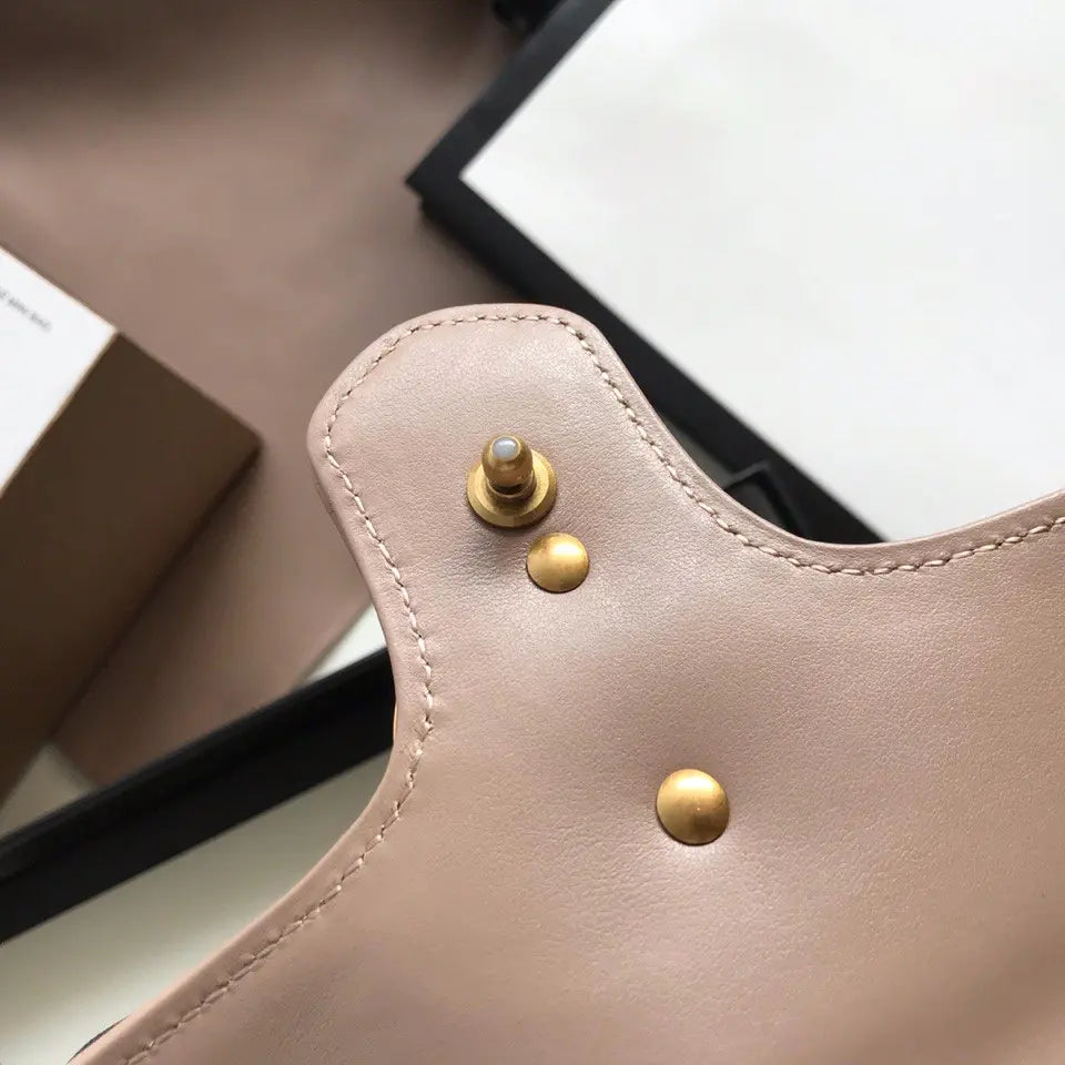 GGマーモント ミニキルティングショルダーバッグ