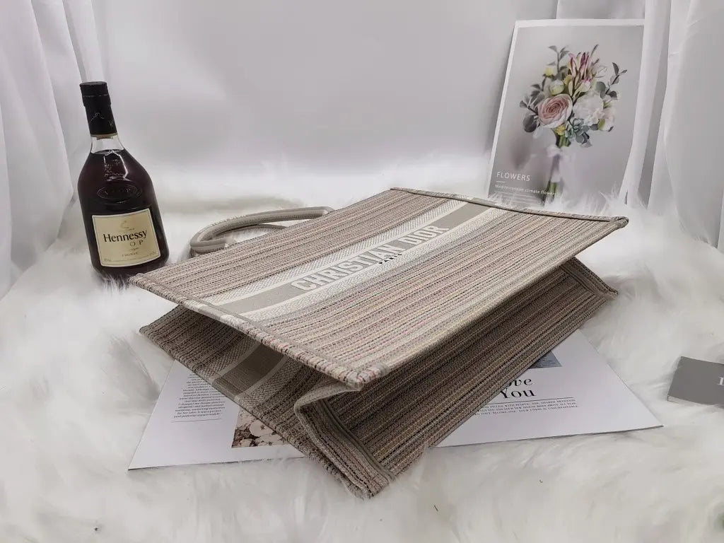 ディオール ブックトート